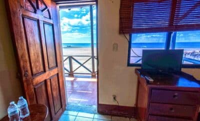 Hotel Vista Masachapa – Room for couples with sea view and balcony